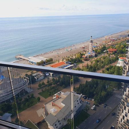 Royal Apartments Batumi Exterior photo