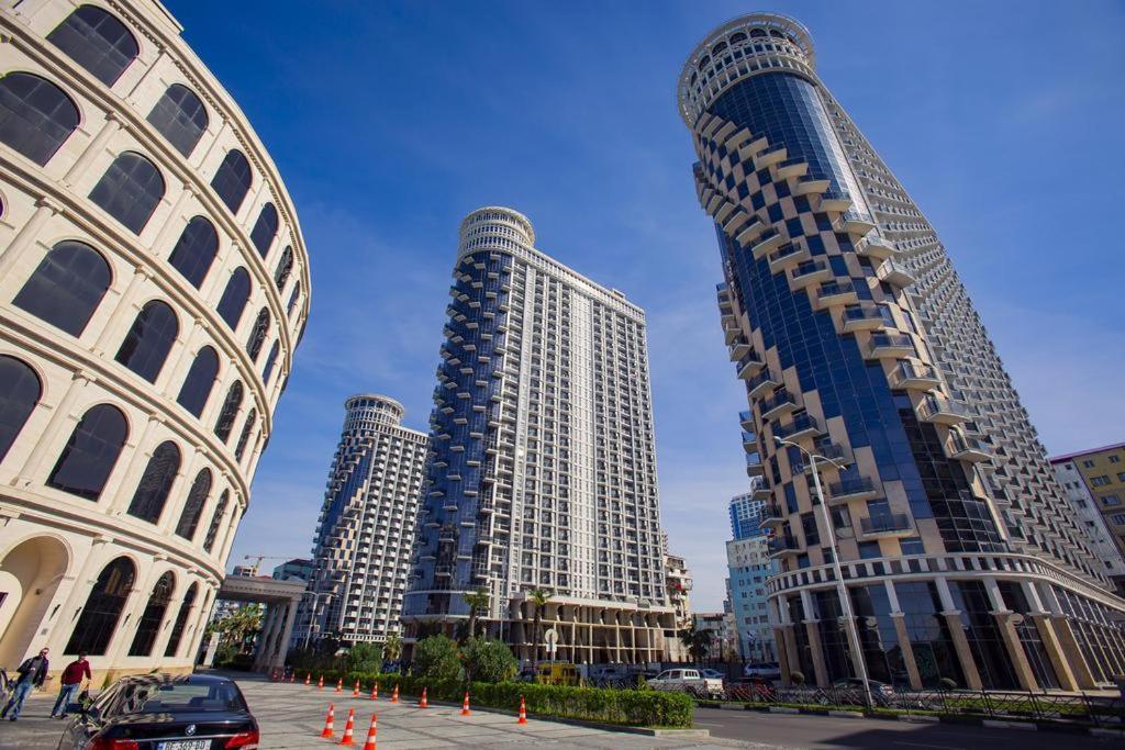 Royal Apartments Batumi Exterior photo