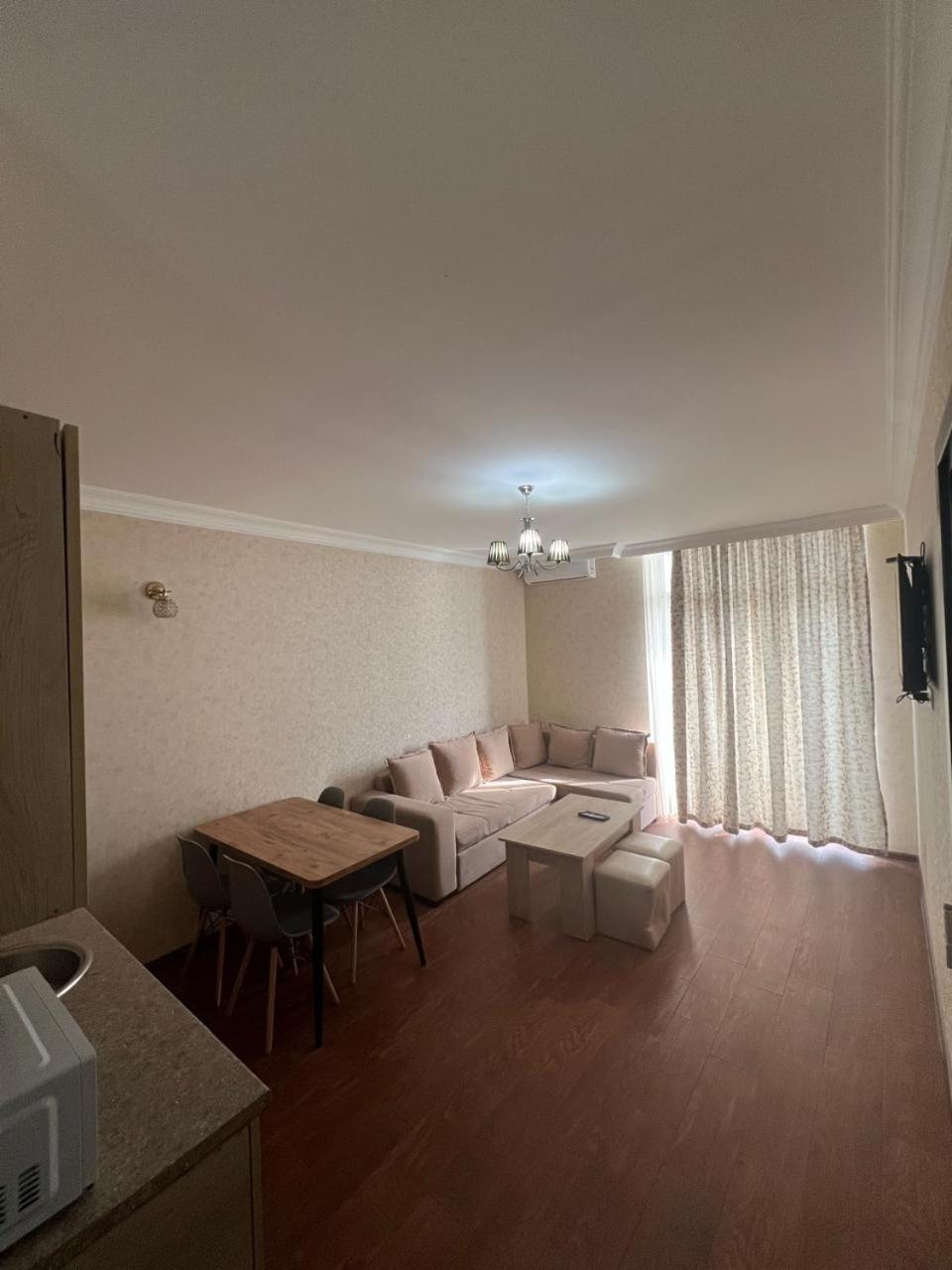Royal Apartments Batumi Exterior photo